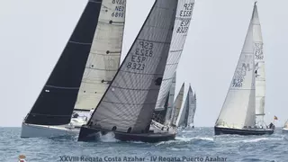 Primera jornada de alto nivel en la Regata Costa Azahar de Castellón: ¿Quiénes son los líderes?