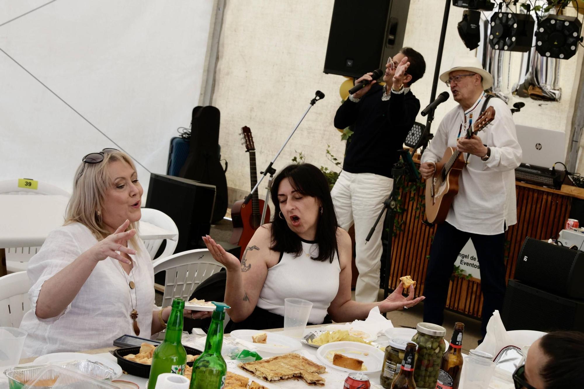 COMIDA POPULAR EN VILLALEGRE (2).jpg