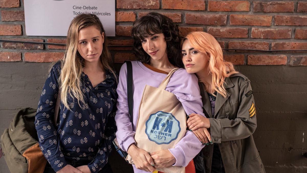 Julieta Giménez Zapiola, Vera Spinetta y Lali Espósito, en 'El fin del amor'.