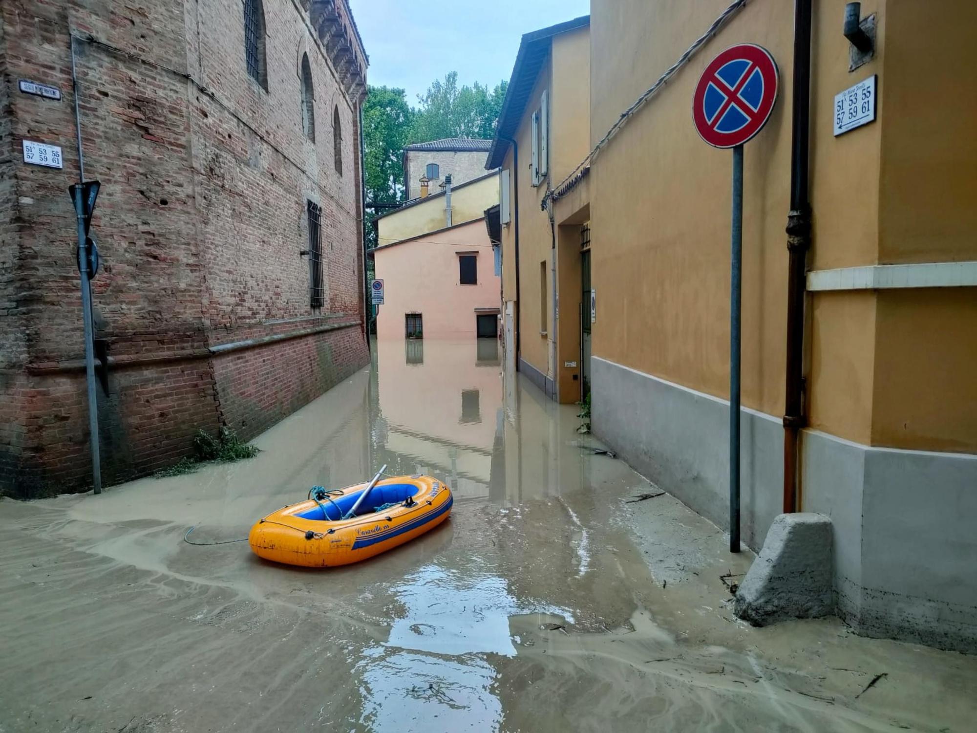 Fresh wave of torrential rain battering Italy