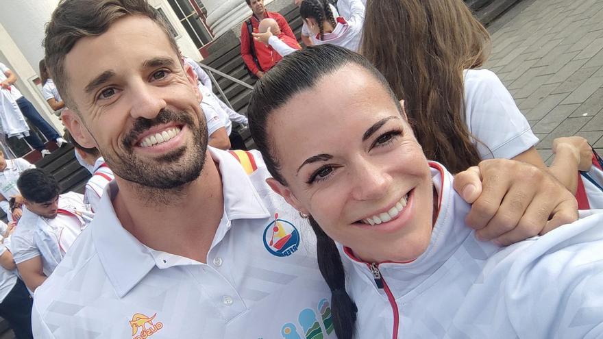 Carlos Garrote y Laura Peruelo avanzan a semifinales en el Mundial de Piragüismo