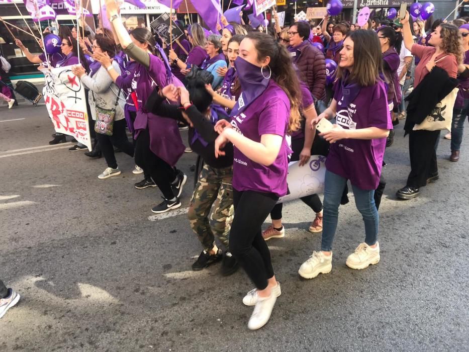 Manifestació sindical a Girona de la vaga del vuit de març