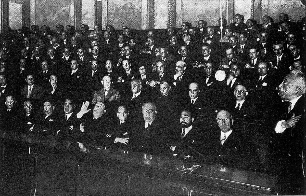 Sesión inaugural de las Cortes constituyentes el 14 de julio de 1936