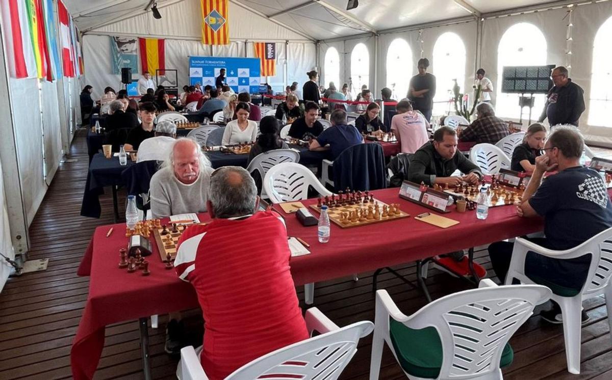 El ajedrez reina en Formentera | SUNWAY CHESS