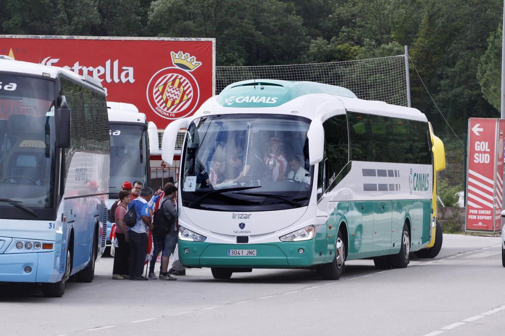 Sortida dels aficionats del Girona cap a Pamplona