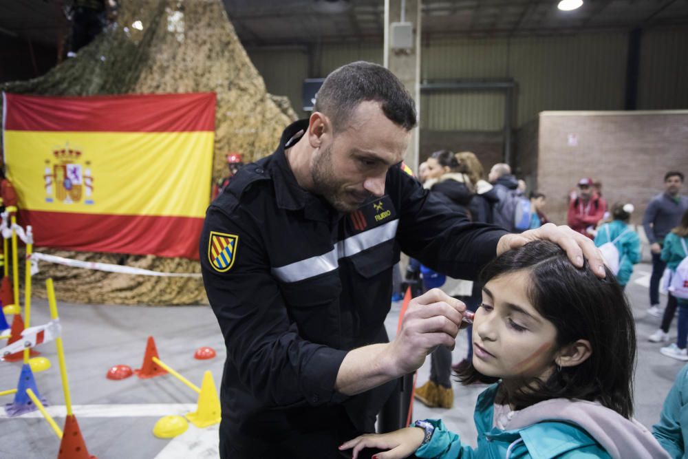 Cientos de niños y niñas disfrutan de Expojove 2019