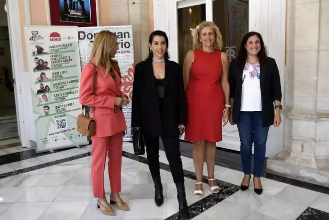 Presentación de la canción 'Esto es Murcia' en el Teatro Romea