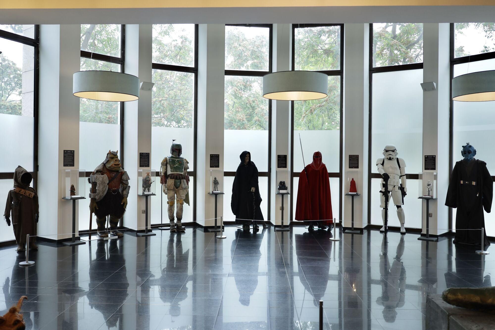 En imágenes | Exposición Legión 501 de Star Wars invade el Centro de Historias de Zaragoza