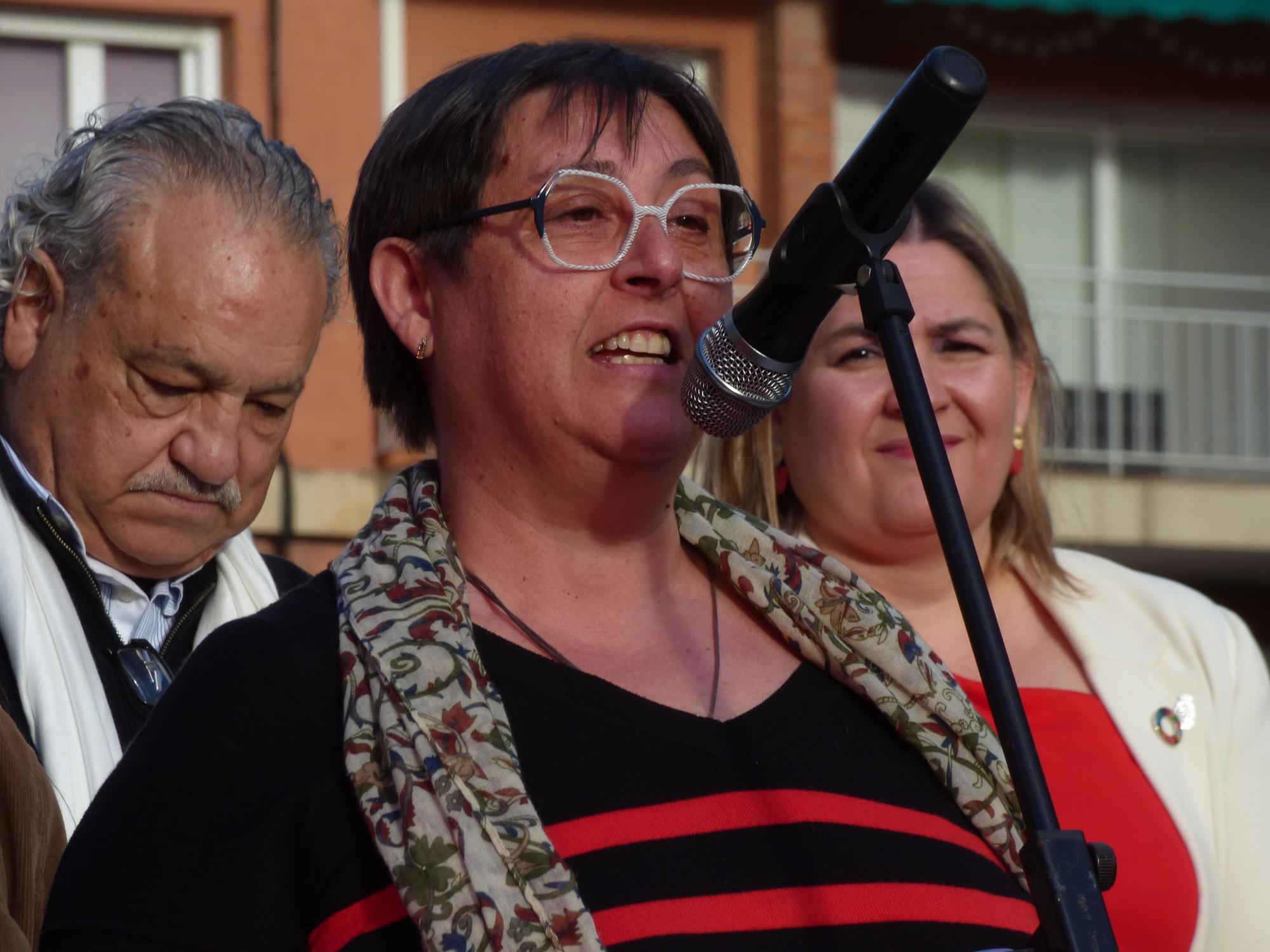 Figueres ret homenatge a l'activista veïnal Carmela Juárez