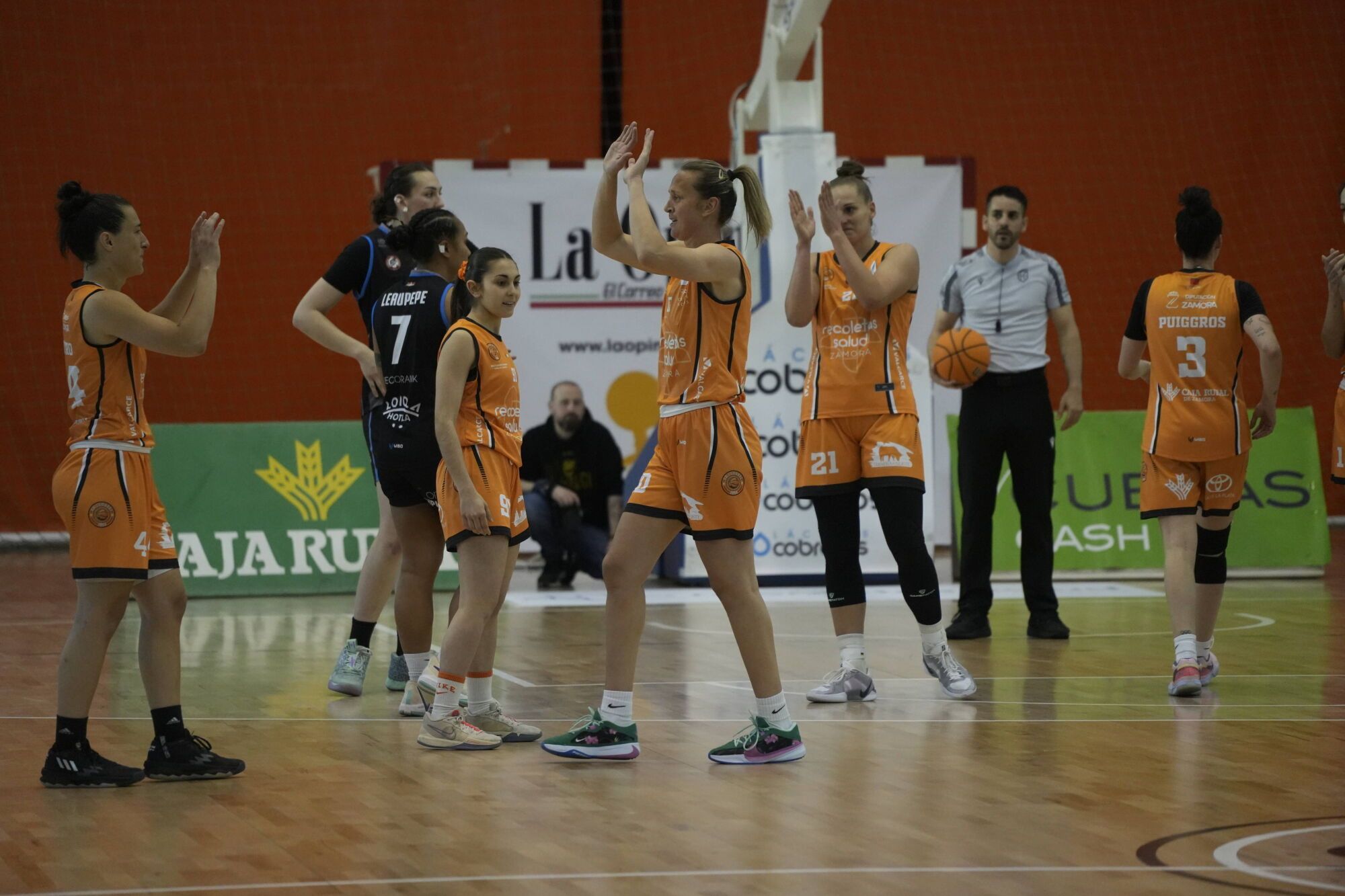 Recoletas Zamora - Domusa Retirada de Adrijana Knezevic