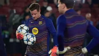 Lo que no se vio del Barça - Eintracht: Ovación a Ter Stegen, Koundé y CAT, Eric haciendo de capitán...