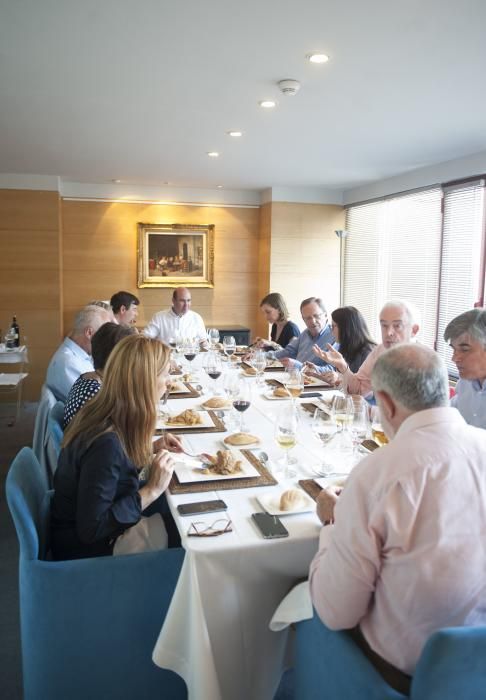 Reunión de diplomáticos asturianos en LA NUEVA ESPAÑA