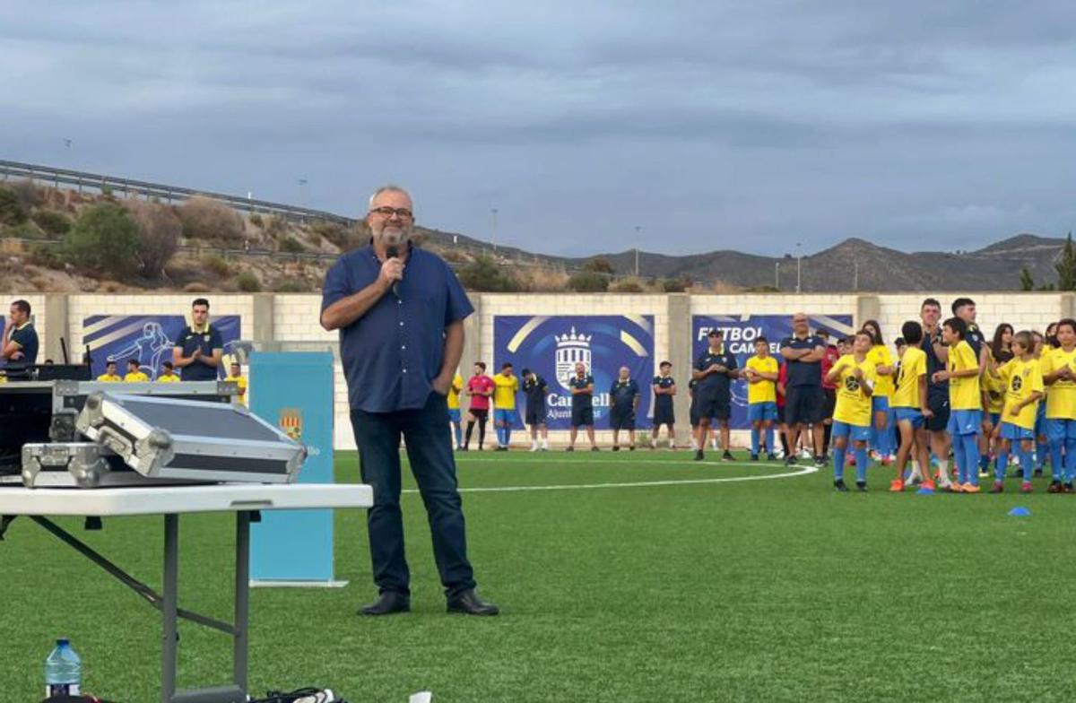 El CD El Campello presenta a su gran familia para la temporada 2022-2023