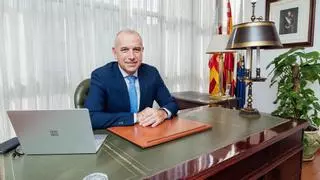 El doctor Hermann Schwarz asume la presidencia de la Unión Profesional de Alicante