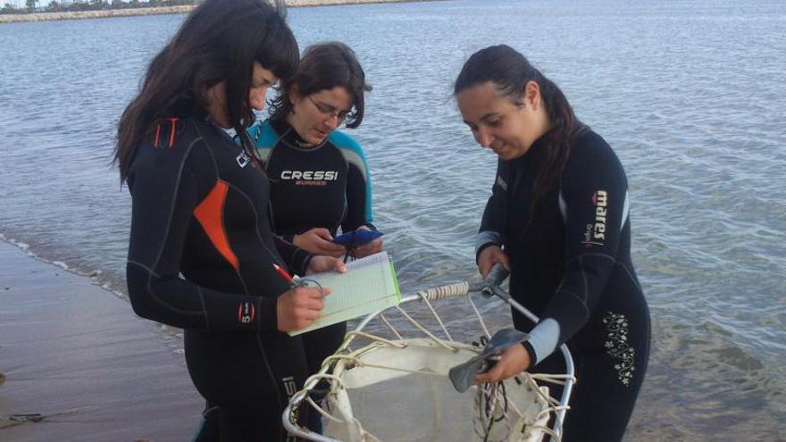 La UA lidera un proyecto para optimizar medios en las playas.