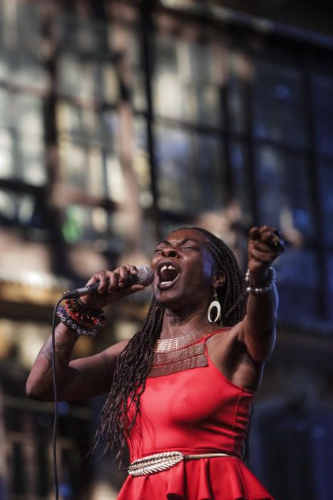 Gran concierto de Concha Buika y la Orquestra Simfònica en Es Born