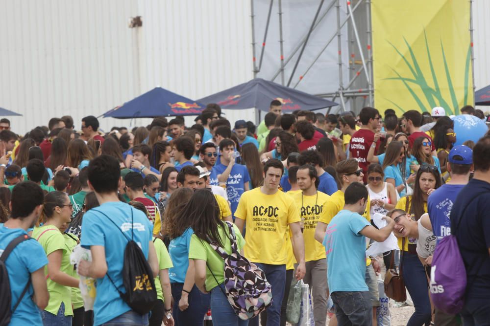 Llenazo en la macrofiesta universitaria en La Punta