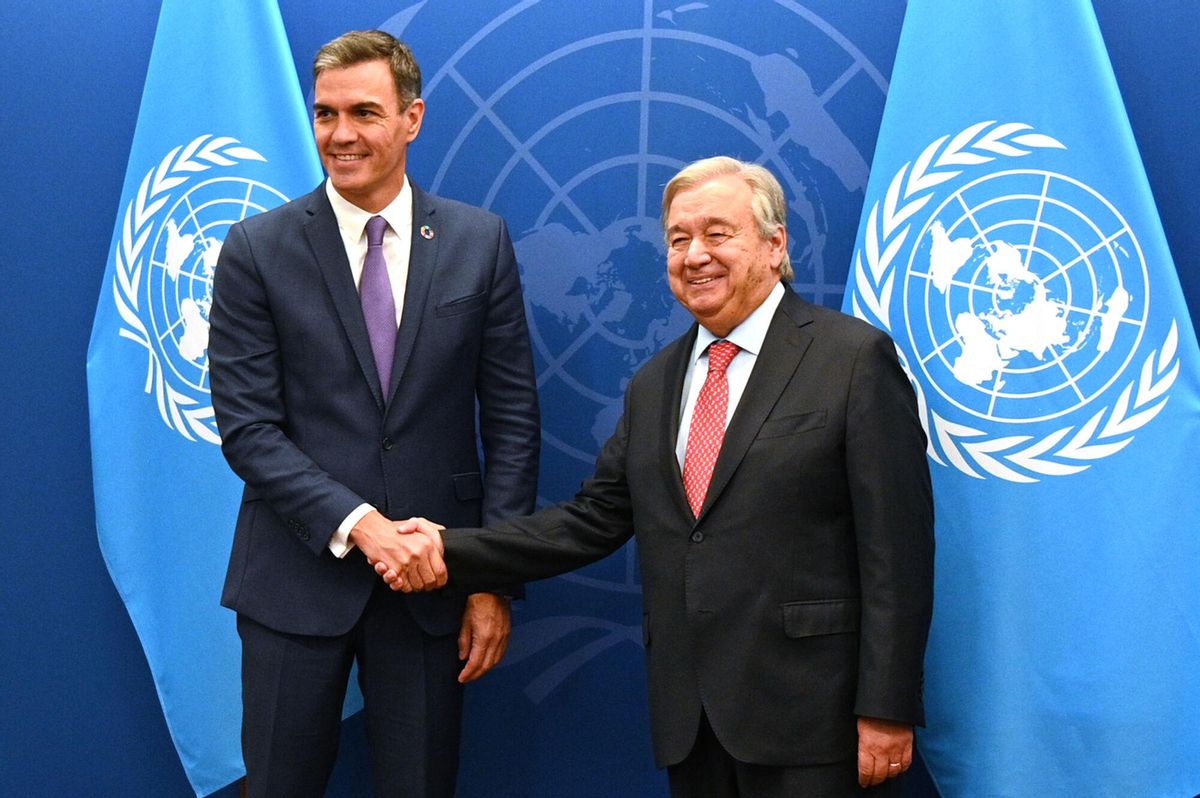 ONU (NUEVA YORK), 19/09/2023.- El presidente del Gobierno en funciones español, Pedro Sánchez (i), y el secretario general de la ONU, António Guterres (d), durante la reunión que han mantenido en el marco de nuevo periodo de sesiones de la Asamblea General de la ONU en Nueva York. EFE/Moncloa/Borja Puig de la Bellacasa *****SOLO USO EDITORIAL/SOLO DISPONIBLE PARA ILUSTRAR LA NOTICIA QUE ACOMPAÑA (CRÉDITO OBLIGATORIO) *****. *****SOLO USO EDITORIAL/SOLO DISPONIBLE PARA ILUSTRAR LA NOTICIA QUE ACOMPAÑA (CRÉDITO OBLIGATORIO) ***** ORGANIZACION DE LAS NACIONES UNIDAS