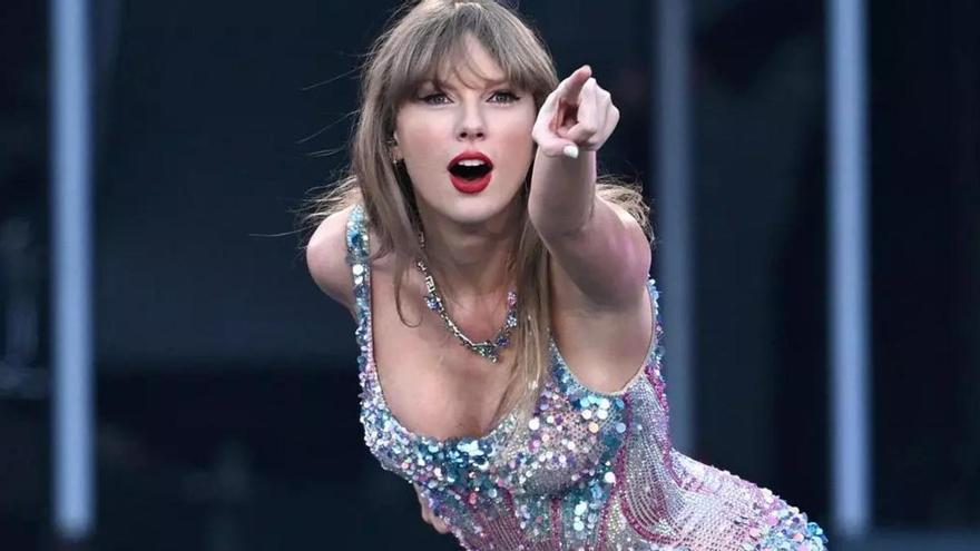 Pañales y pulseras: imprescindibles para el concierto de Taylor Swift en el Bernabéu