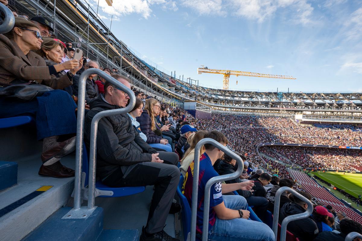 Primer entreno del Barça en el renovado Camp Nou