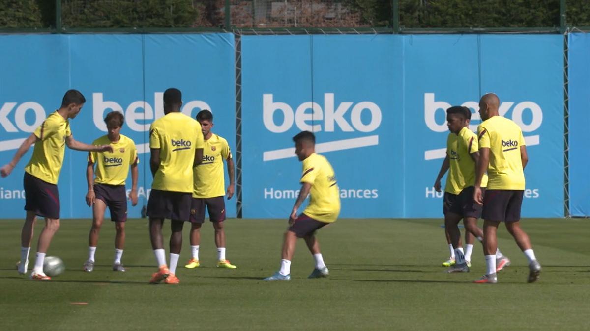 El Barça se entrena en una sesión de recuperación