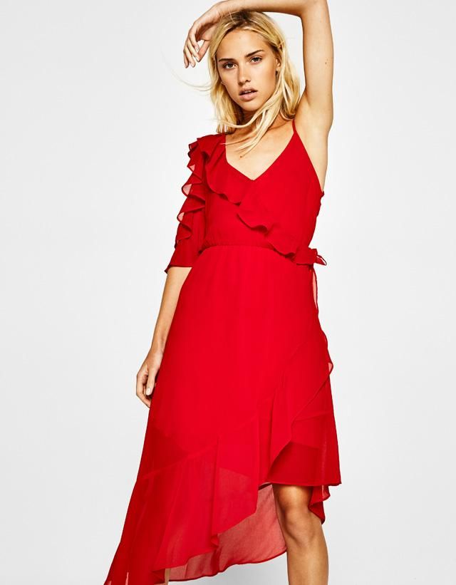 Rebajas Bershka: vestido de fiesta rojo