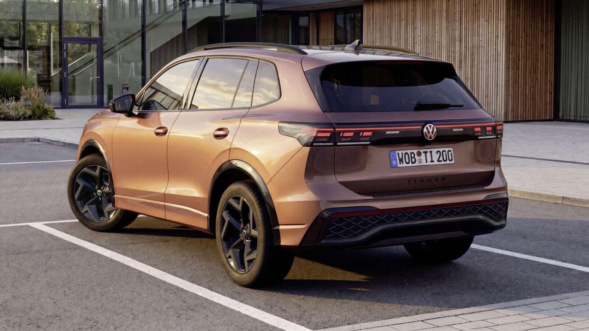 Volkswagen Tiguan 20 Aniversario visto desde tres cuartos trasero