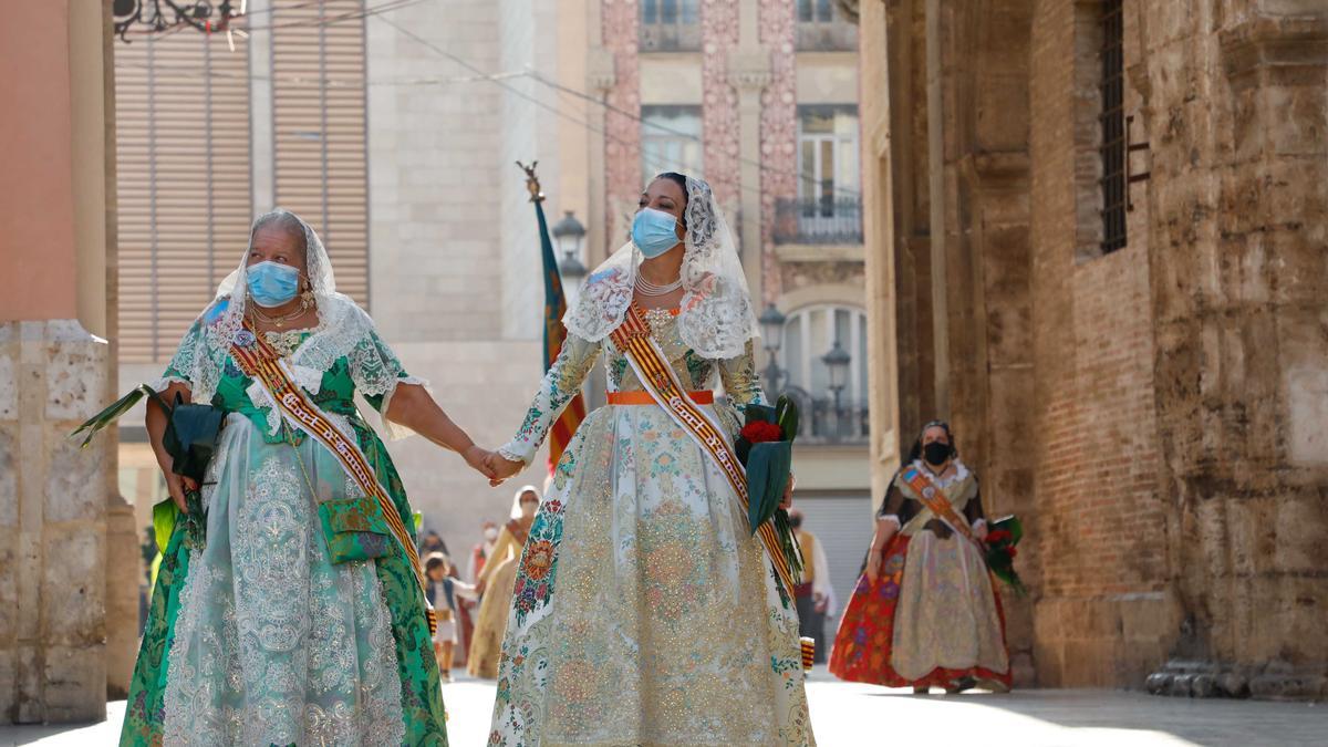 Búscate en el segundo día de Ofrenda por las calles del Mar y Avellanas entre las 9:00 y 10:00 horas