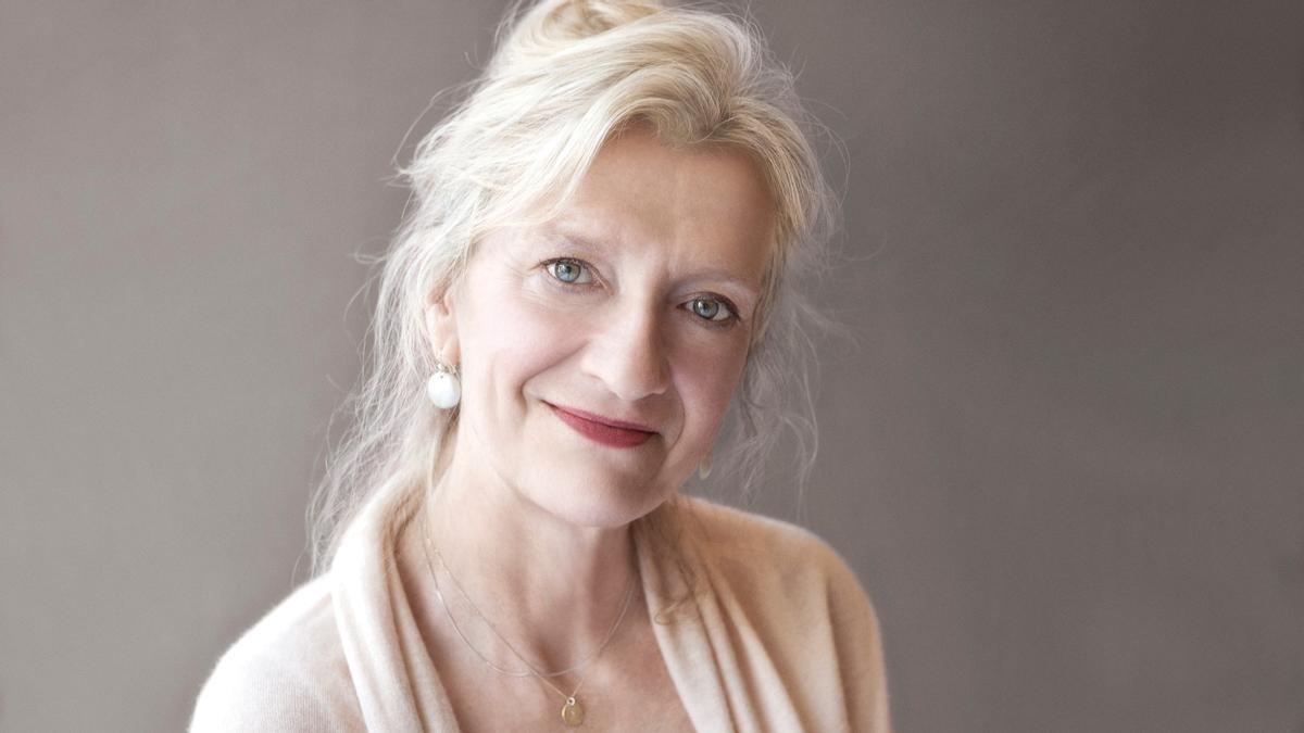 Elizabeth Strout