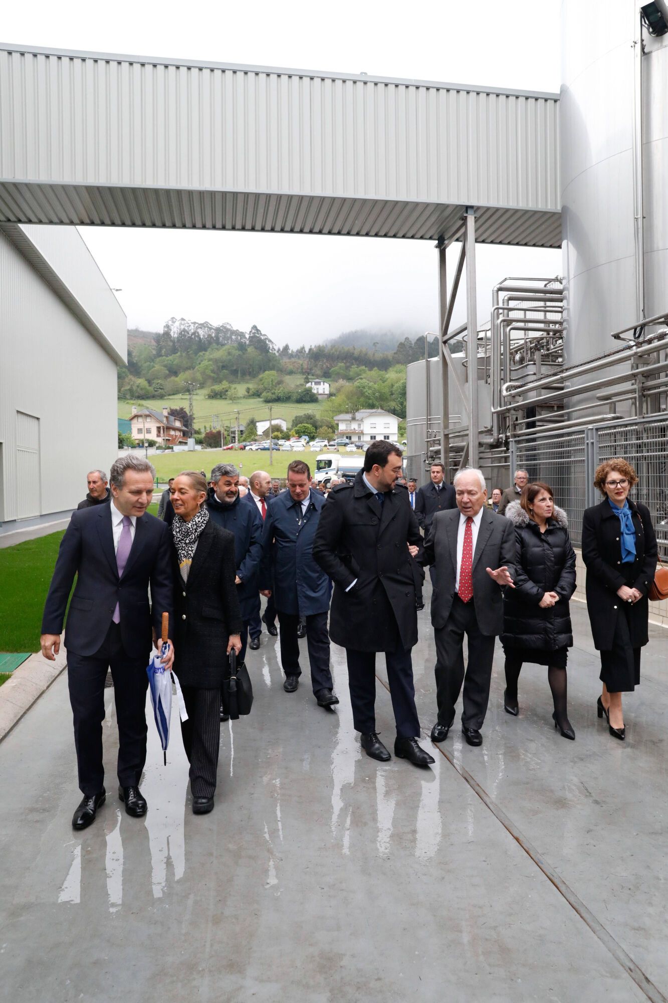 EN IMÁGENES: Inauguración de la nueva planta de Reny Picot en Anleo (Navia)