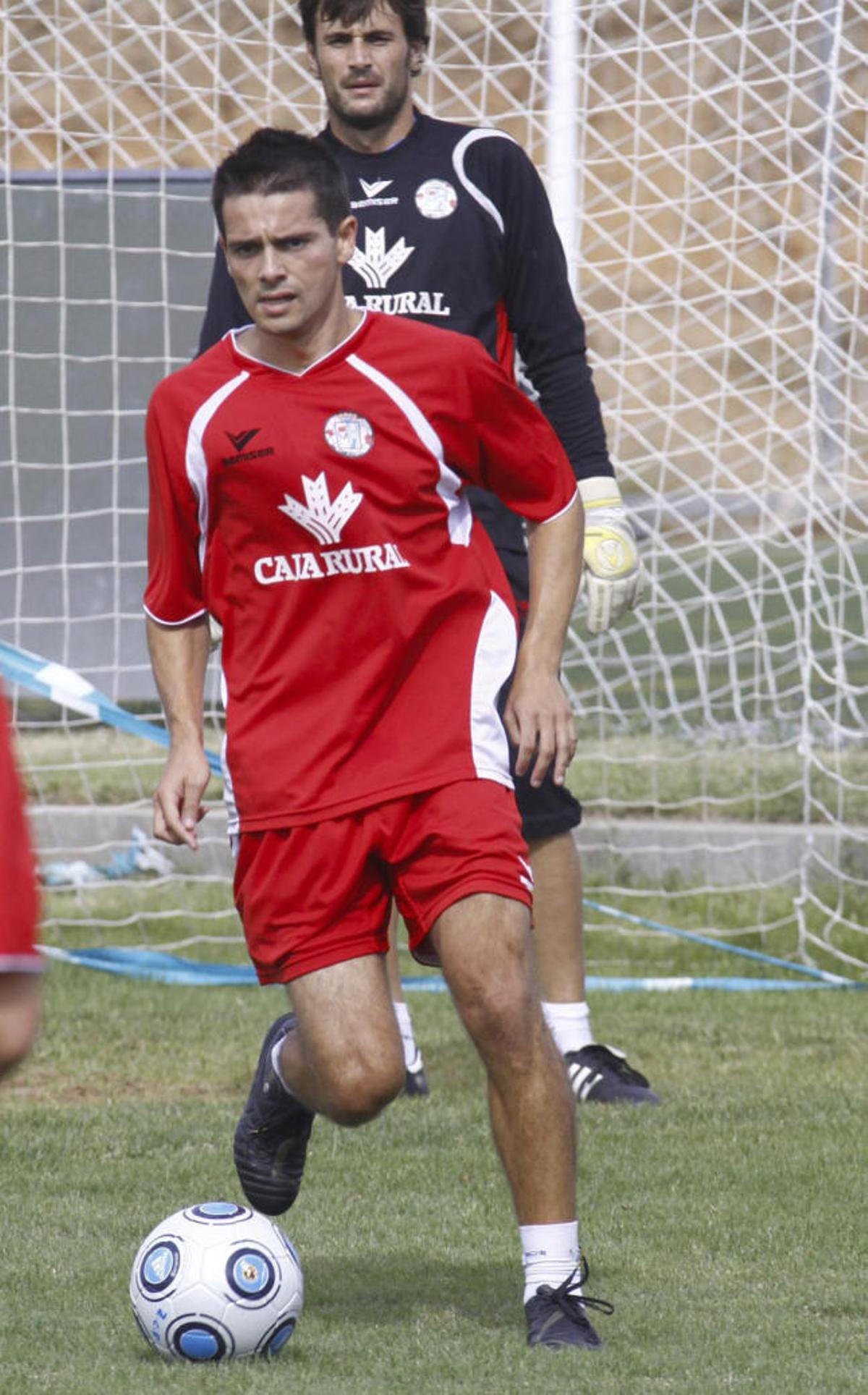 Capi durante su primera sesión como jugador rojiblanco