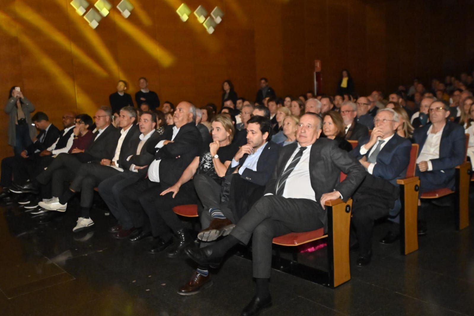 Las mejores fotos de la gala del centenario del Villarreal CF: ¿Qué te parece la camiseta?