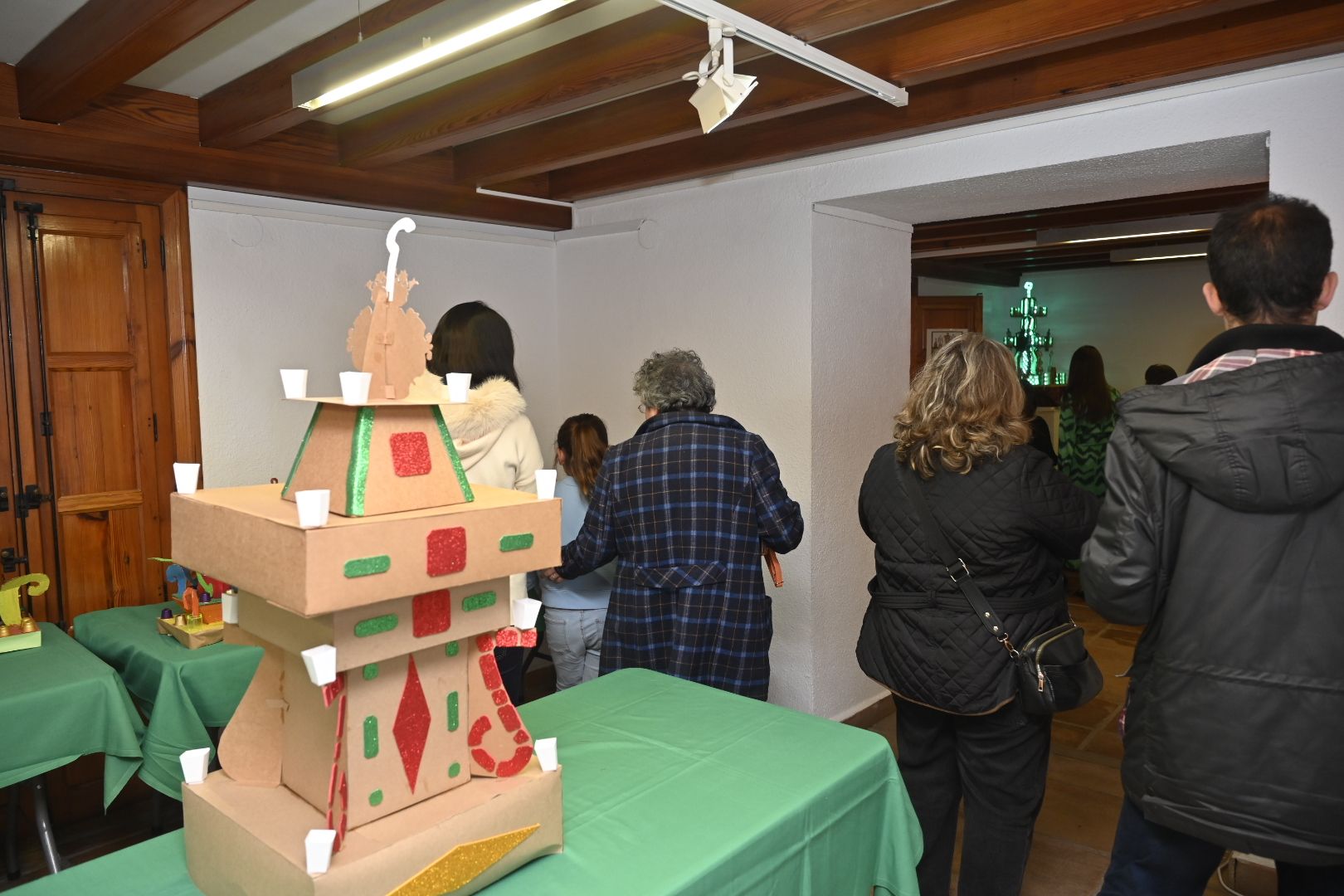 Inauguración en el Museo Etnológico de Castellón la exposición de gaiatas escolares