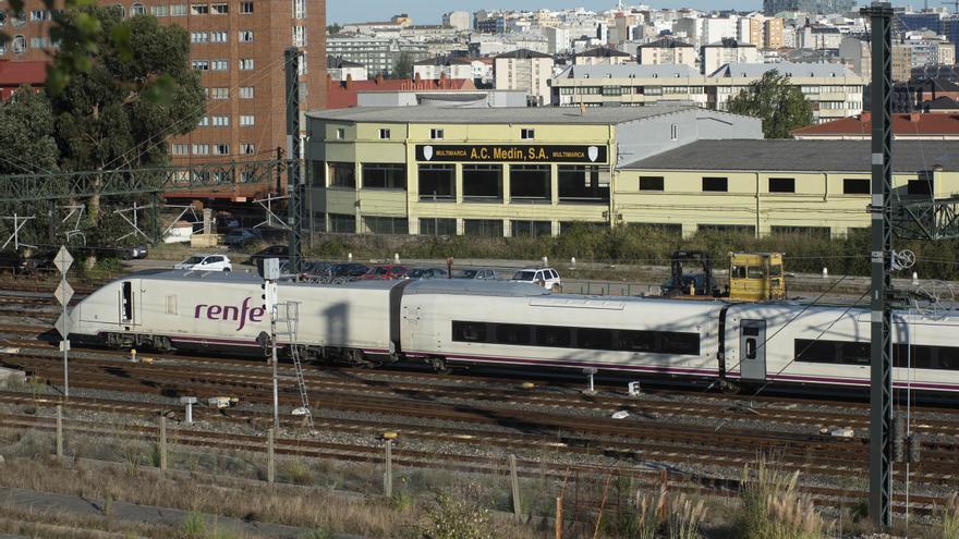 Renfe expide en Galicia más de 68.000 abonos para Media Distancia, Cercanías y al 50% en Avant en el último cuatrimestre