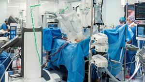 La Clínica Corachan fa la primera cirurgia robòtica cardíaca a la privada