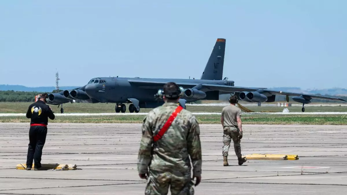 EEUU incrementa el despliegue de aviones cisterna y de transporte militar en Morón
