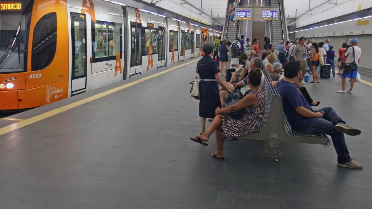 La Generalitat Valenciana mantiene en vigor las principales ventajas que ofrece para favorecer el uso de los servicios de transporte público autonómico.
