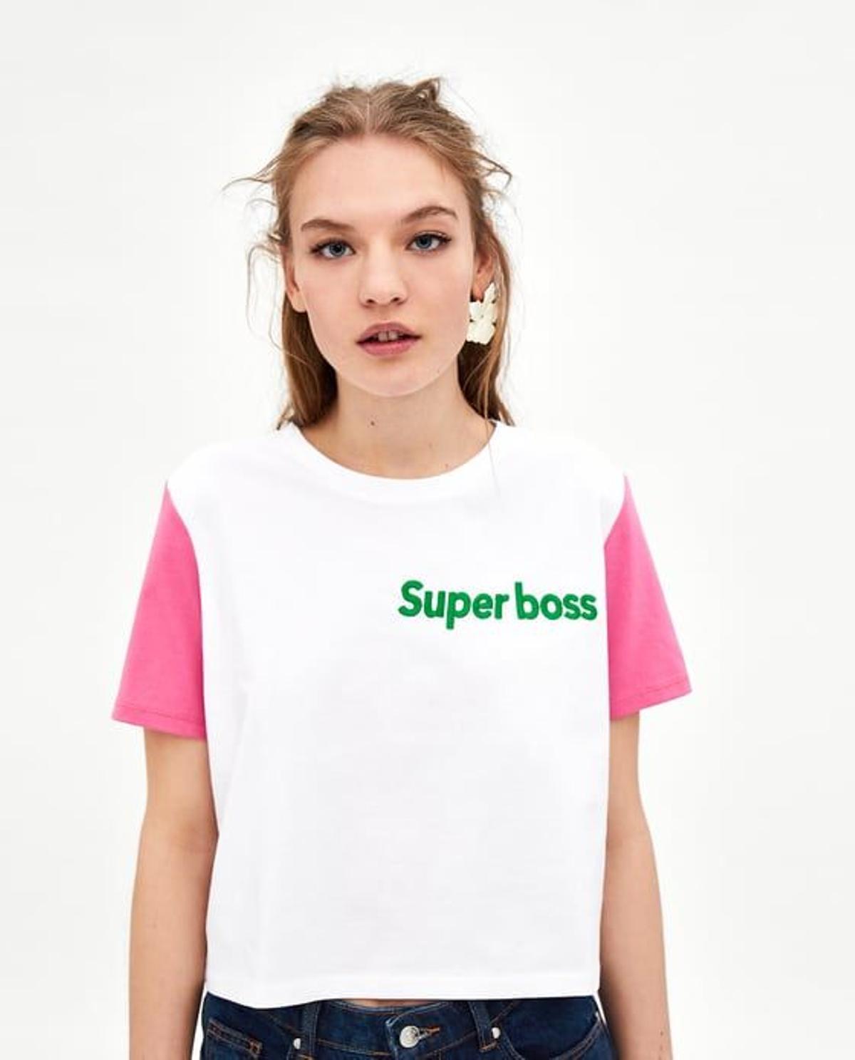 Camiseta 'Super boss' de Zara