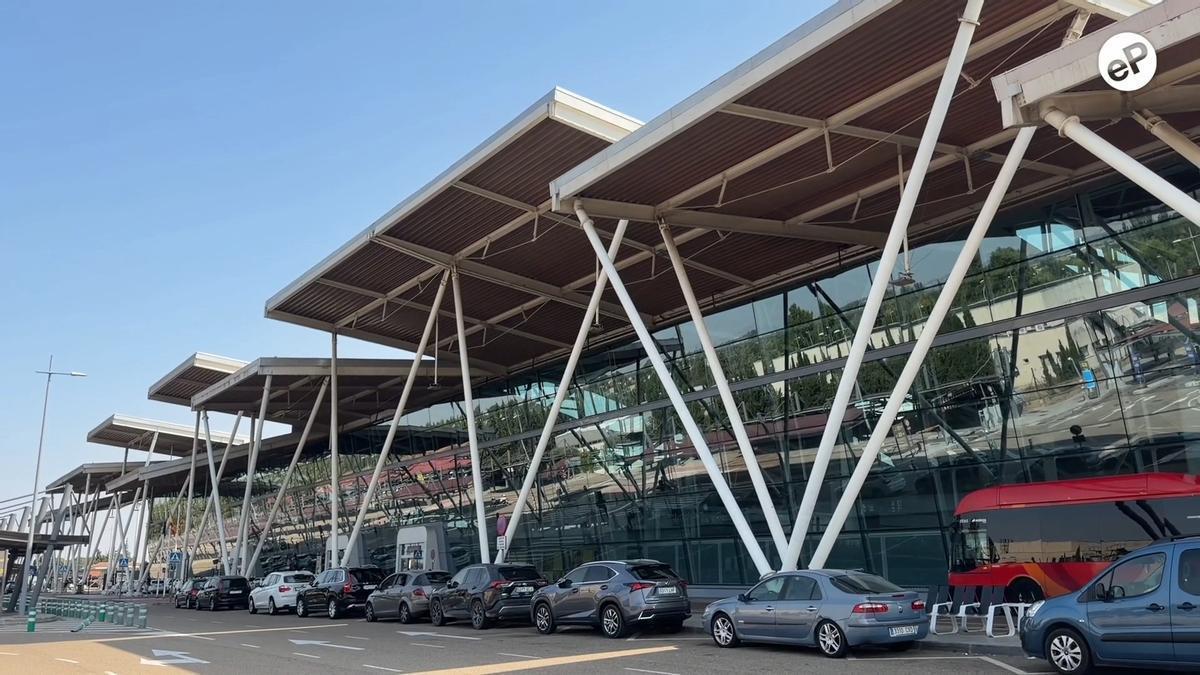 Así cambia el Aeropuerto de Zaragoza: más líneas de seguridad, una nueva cafetería y mejoras en el control de pasaportes