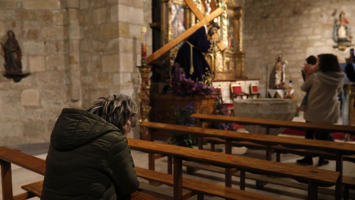 Primer acto religioso de la Semana Santa de Zamora 2021: El Nazareno de San Frontis se queda sin traslado.