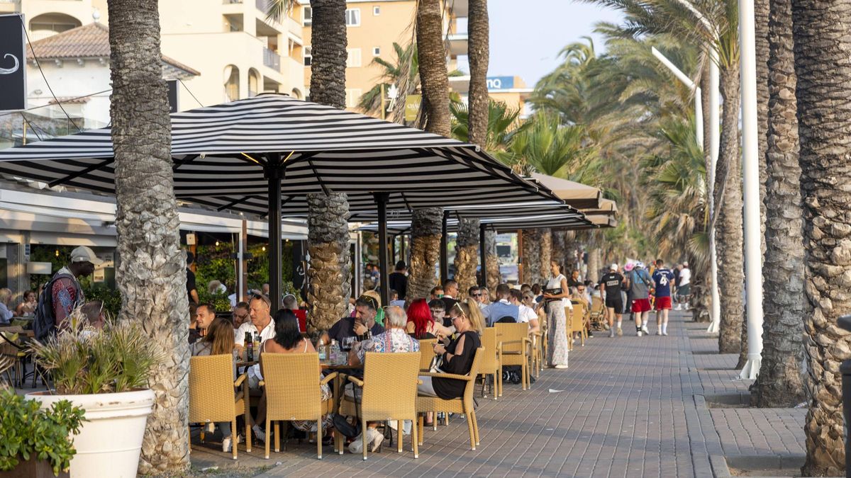 Restaurantes y bares ven como el problema de falta de personal es cada vez más grave.