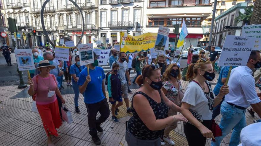 Manifestación contra Chira-Soria