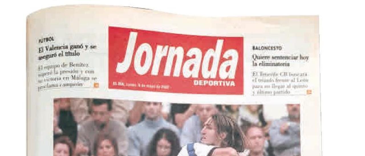 El periódico ‘Jornada Deportiva’ advirtió que la victoria del Tenerife en el Insular el 5 de mayo de 2002, podría suponer el descenso de la UD Las Palmas. Firmó la crónica Erik Canino.
