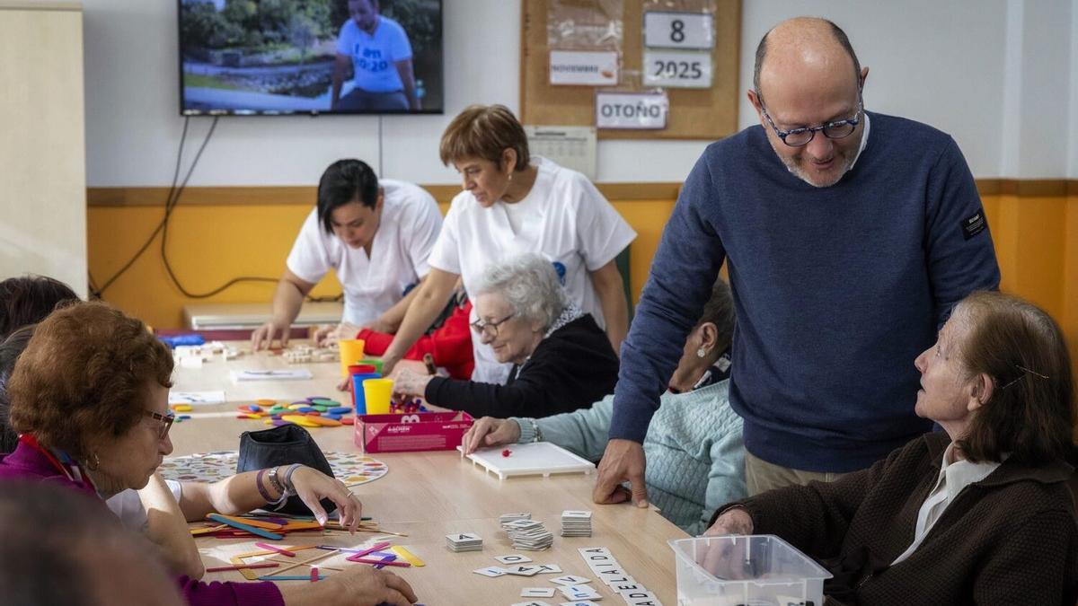 Más de 260 familias se benefician del programa municipal que ofrece respiro a cuidadores de mayores dependientes