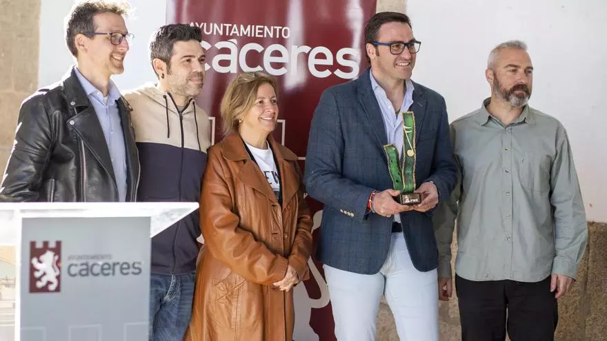 Robe, con tres nominaciones, gran protagonista de la primera edición de los premios de música 'Ciudad de Cáceres'