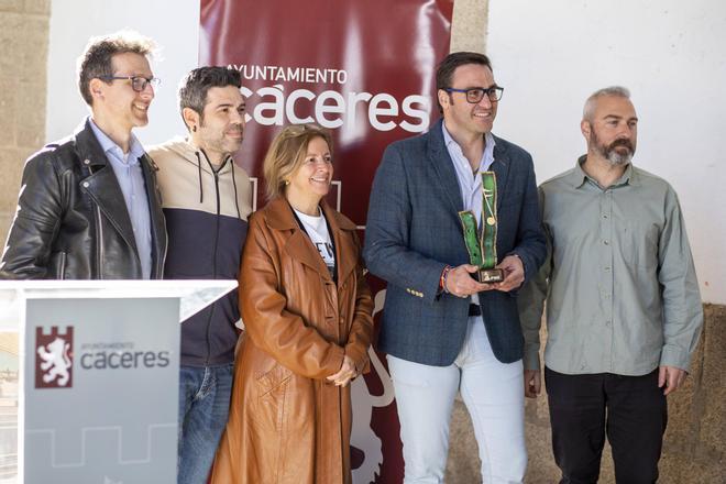 Galería | Robe, con tres nominaciones, gran protagonista de la primera edición de los premios de música 'Ciudad de Cáceres'
