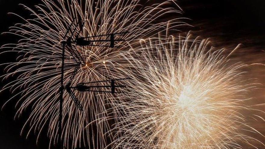 Una docena de heridos en unos fuegos artificiales en Colliure (Francia)