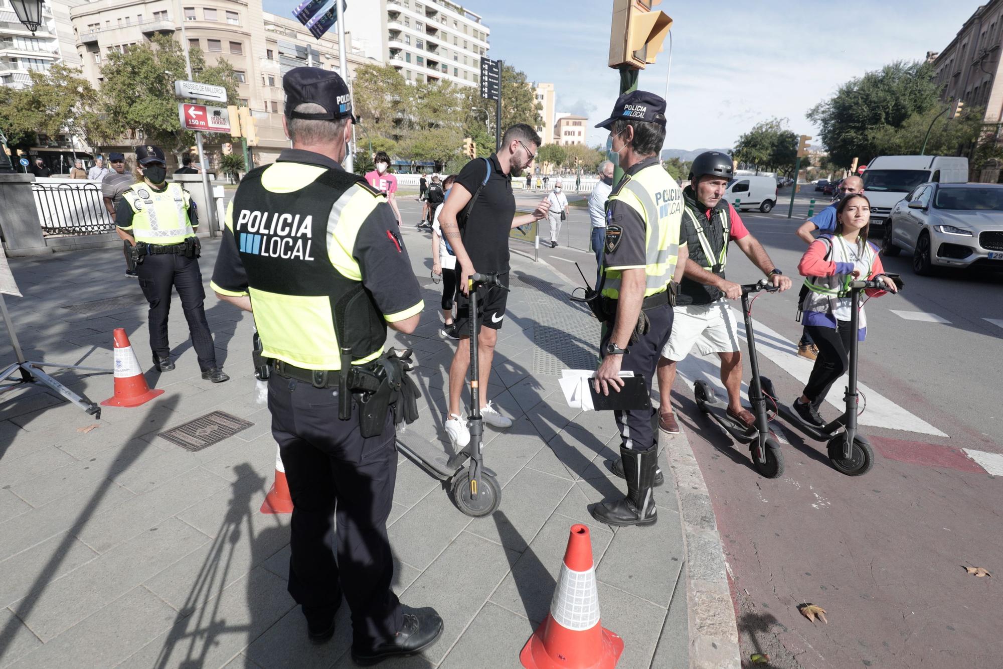 Control de alcoholemia a patinetes en Palma: Siete multas en una hora y media