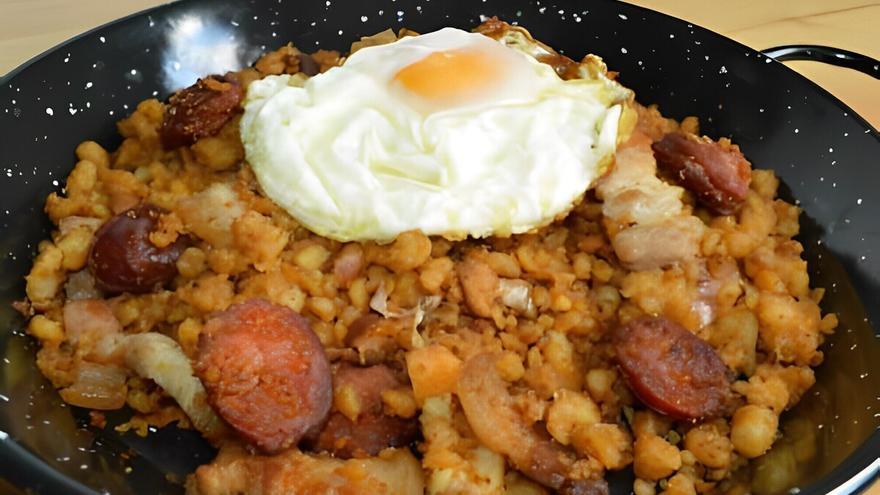 Aprende a cocinar un irresistible plato de migas del pastor, un deleite tradicional