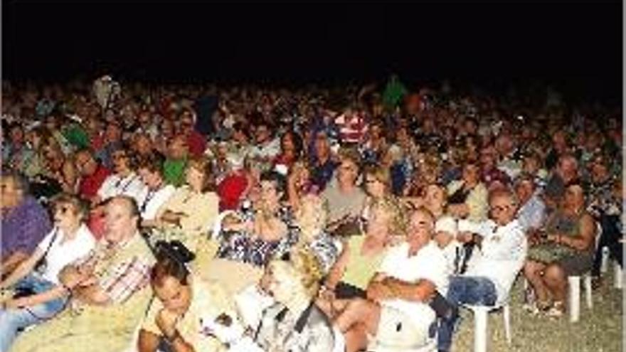 Multitudinàries havaneres a Platja d&#039;Aro